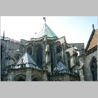 Chartres, 52, Chor Ostteil von SO, Foto Heinz Theuerkauf, very large.jpg